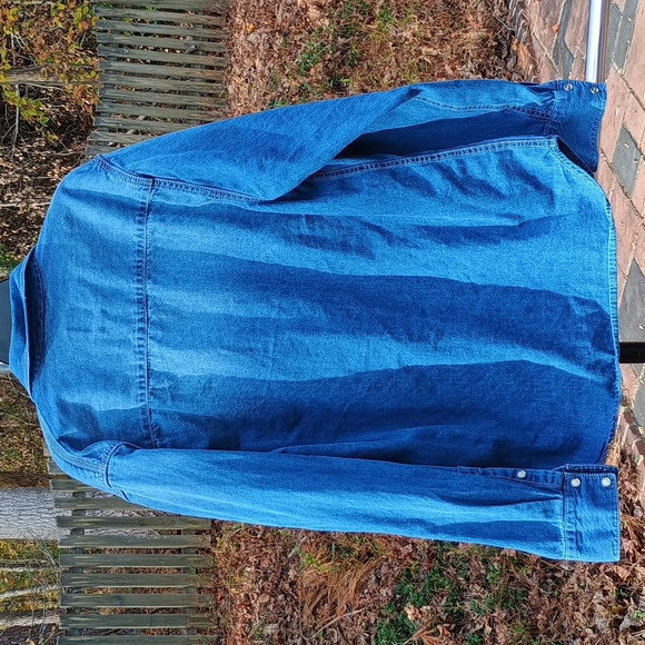 Zara men's long sleeve denim shirt - Picture 2 of 3